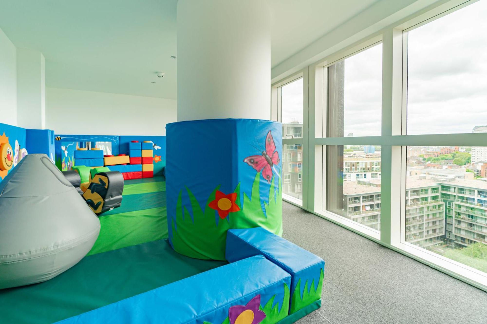 Stylish And Comfortable Canary Wharf Apartment Perfect For Long Stays 伦敦 外观 照片